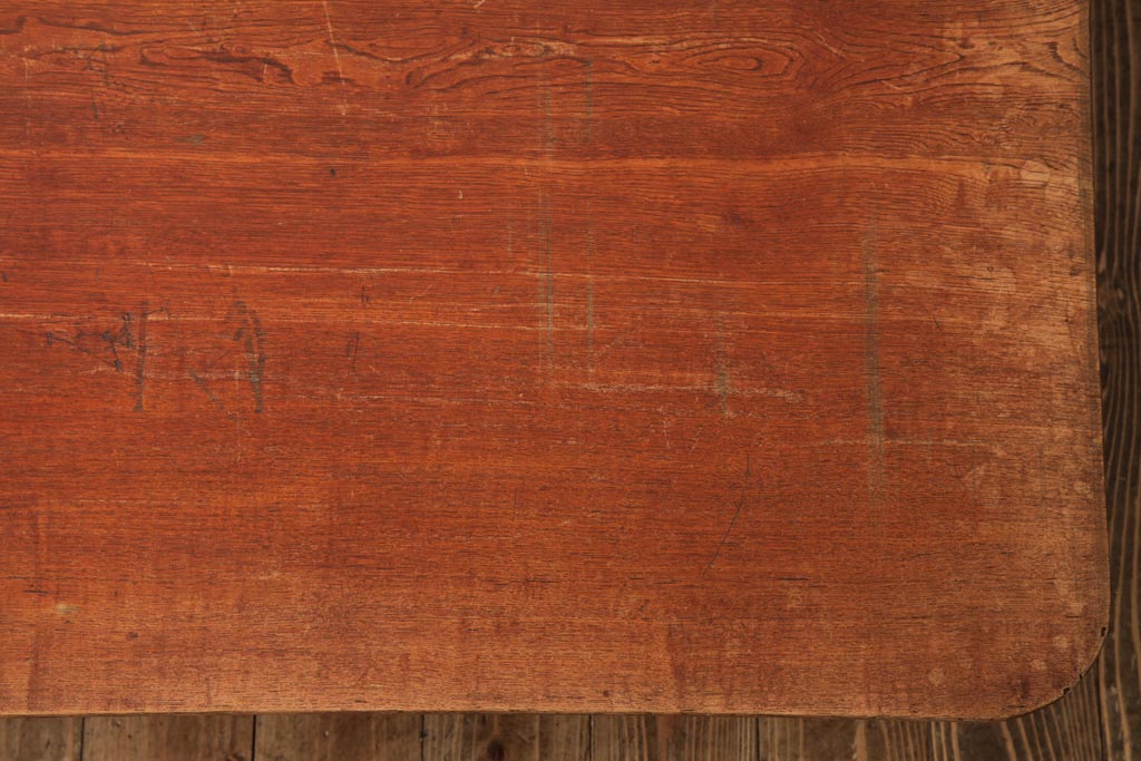 アンティーク家具　大正期　栓材　挽き物の脚が目を惹くレトロな佇まいの角ちゃぶ台(折りたたみテーブル、座卓、ローテーブル)(R-039235)