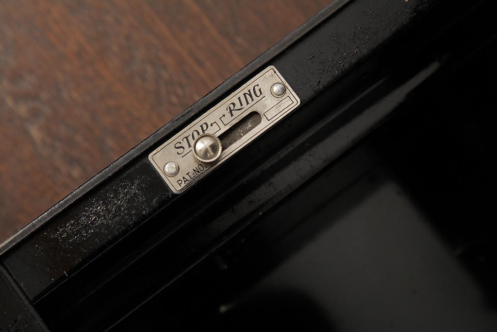 アンティーク雑貨　昭和レトロ　ミソノ製(MISONO　HAND　SAFE)　ノスタルジックな雰囲気のダイヤル式鉄製手提げ金庫(R-039288)
