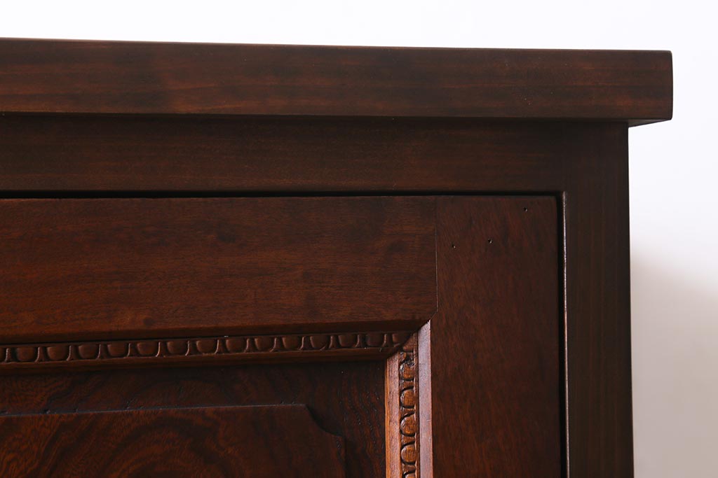 ラフジュ工房オリジナル　古建具リメイク　欅玉杢材の扉が魅力的な縦型キャビネット(アンティーク建具、サイドキャビネット、収納棚)(R-039301)