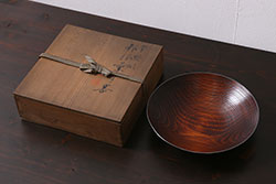 アンティーク雑貨　和製アンティーク　共箱付き　上品な佇まいの木製筋目菓子器(漆器)(R-039308)