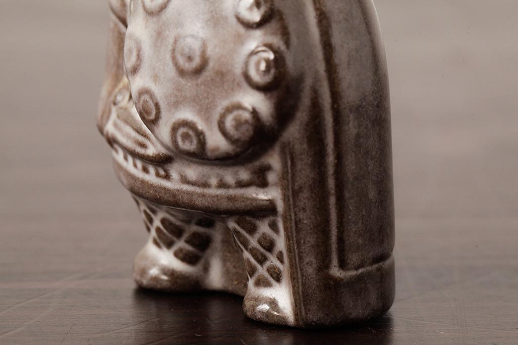 ヴィンテージ雑貨　北欧ビンテージ　Upsala Ekeby(ウプサラ・エクビー)社　Taisto Kaasinenデザイン　Viking　フィギア(置き物、ディスプレイ雑貨)(R-039316)