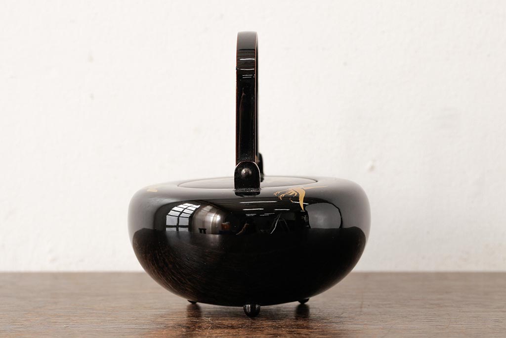 アンティーク雑貨　和製アンティーク　木製　鶴図柄　銚子(漆器、急須)(R-039321)