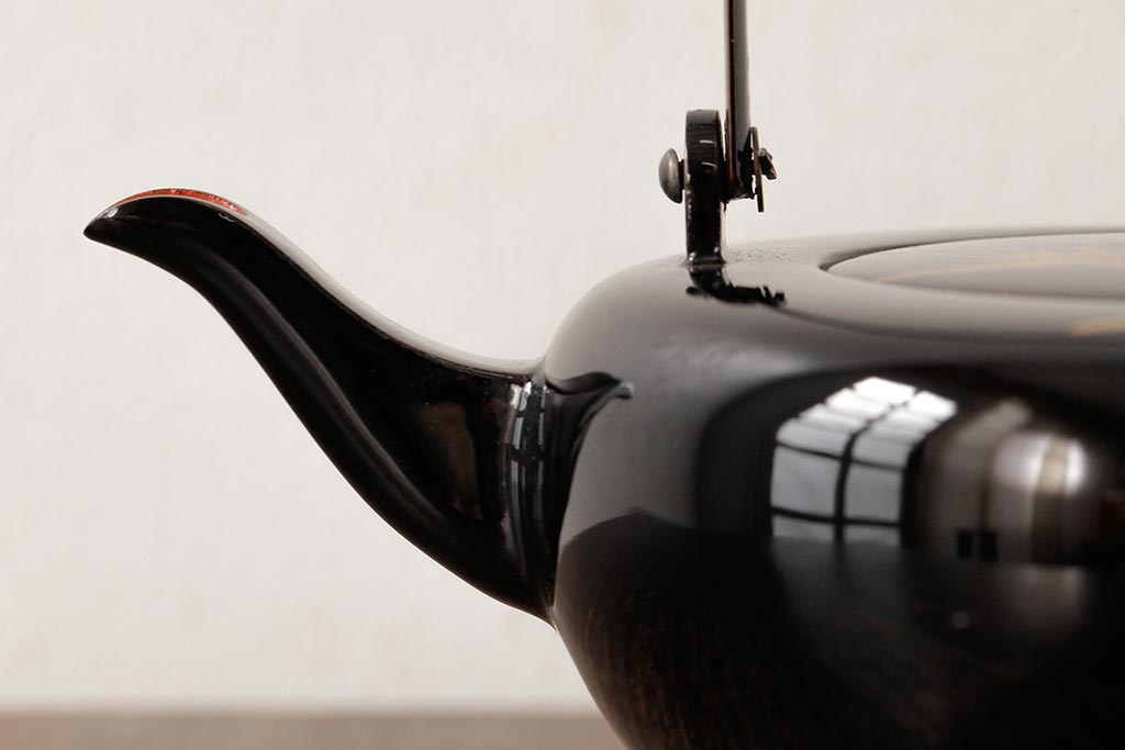 アンティーク雑貨　和製アンティーク　木製　鶴図柄　銚子(漆器、急須)(R-039321)