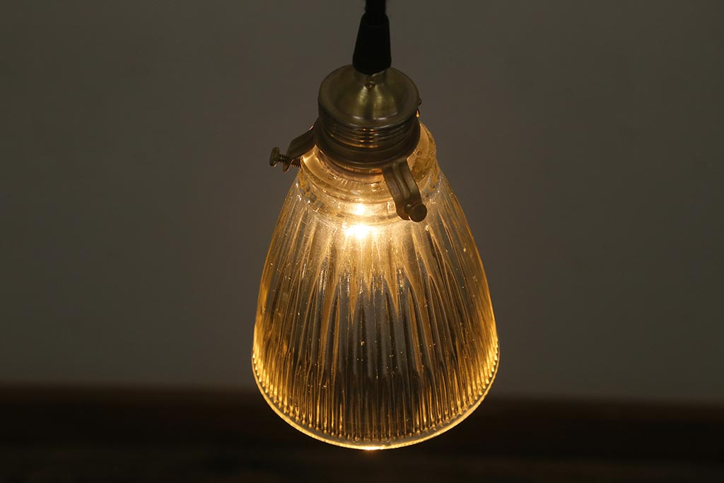 ヴィンテージ照明　イギリスビンテージ　柔らかに光を通すペンダントライト(天井照明)(R-039386)