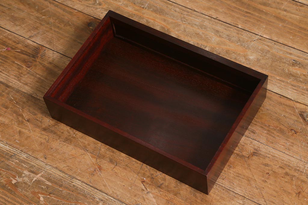 ビンテージ家具　和製ビンテージ　伝統工芸品　唐木指物　紫檀材　漆塗り　上質な和の雰囲気漂う飾り棚(茶棚、陳列棚)(R-039413)