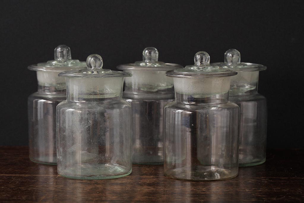 アンティーク雑貨　レトロ雑貨　アンティークボトル　小さな蓋付きガラス瓶5個セット(ガラスビン)(R-039458)