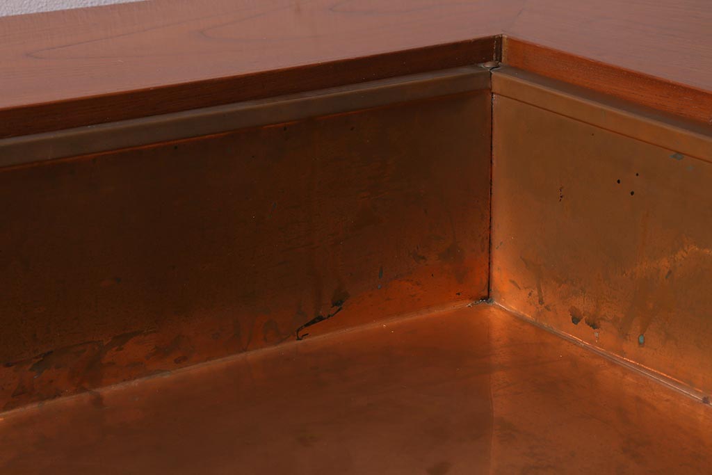 ビンテージ　民芸家具　ケヤキ材　迫力のある杢目の流れが見事な囲炉裏(長火鉢、座卓、ローテーブル)(R-039468)