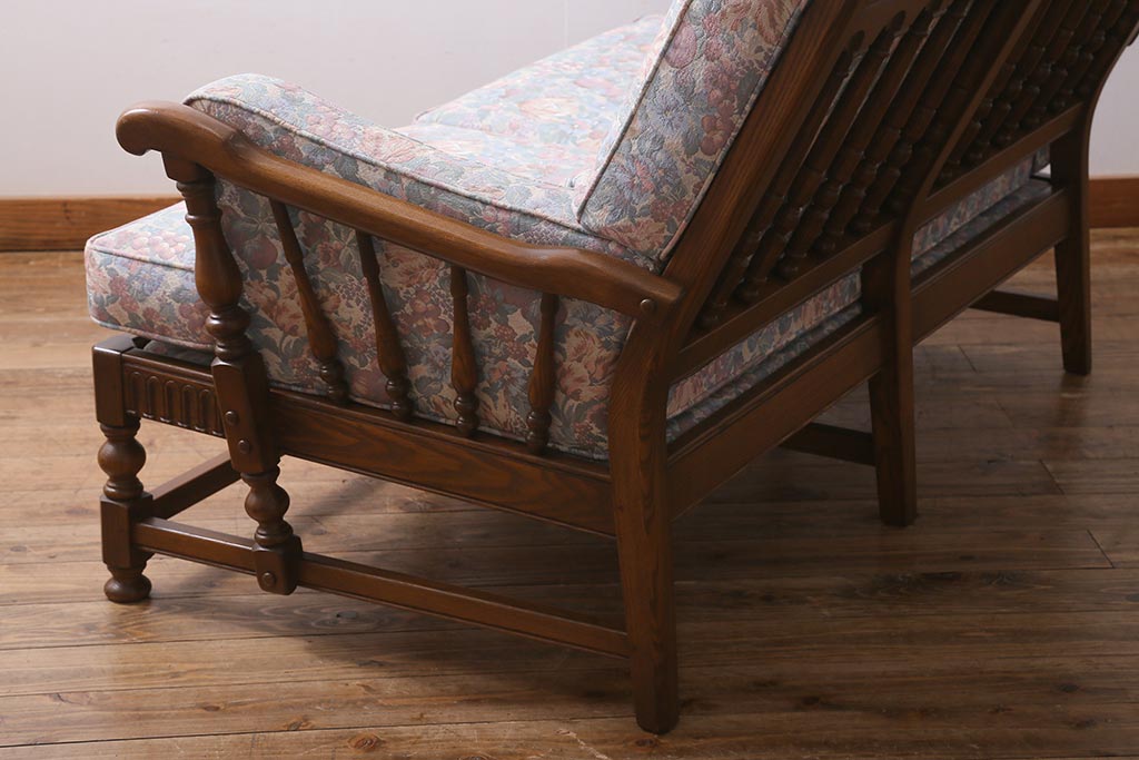 ヴィンテージ家具　美品　ERCOL(アーコール)　York Minster(ヨーク・ミンスター)　淡い色味の花柄ファブリックがお洒落な2人掛けソファ(アームソファ、ラブソファ、ビンテージ)(R-039470)