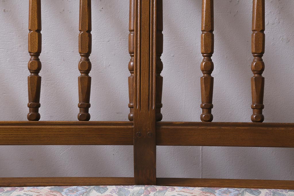 ヴィンテージ家具　美品　ERCOL(アーコール)　York Minster(ヨーク・ミンスター)　淡い色味の花柄ファブリックがお洒落な2人掛けソファ(アームソファ、ラブソファ、ビンテージ)(R-039470)