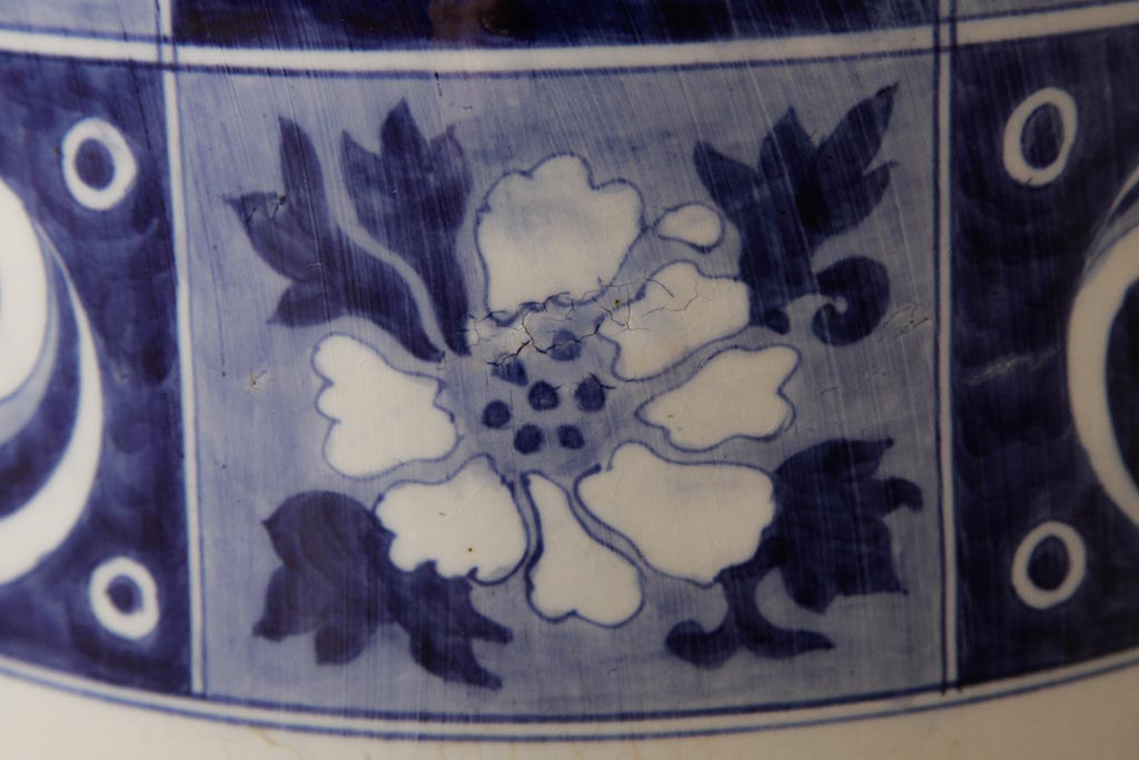 アンティーク雑貨　大正昭和初期　タイルのような図柄がすてきな瀬戸火鉢(鉢カバー)(R-039480)