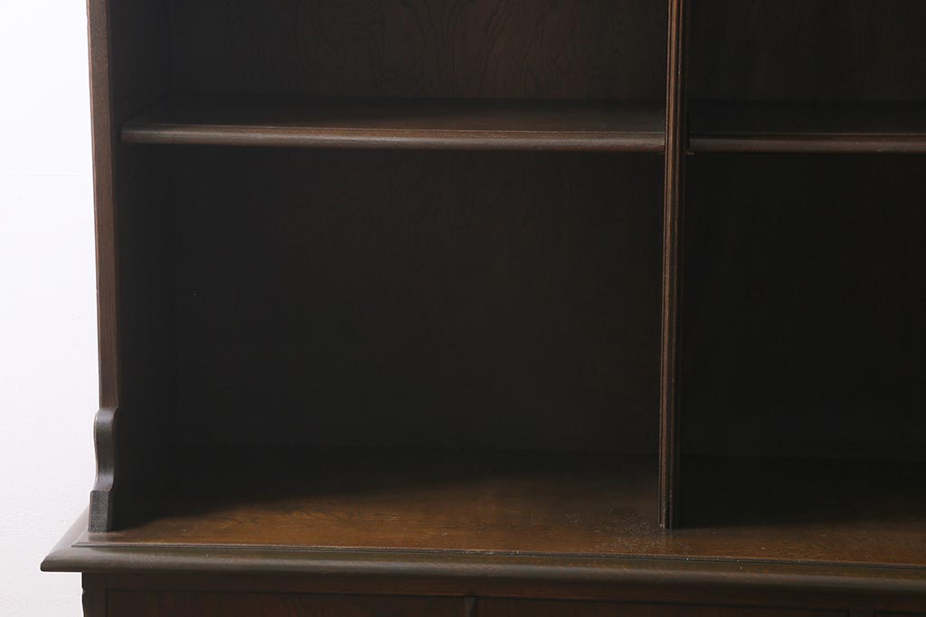ヴィンテージ家具　神戸家具　永田良介商店　落ち着いた色味が素敵な気品漂う本棚(収納棚、飾り棚、カップボード、ビンテージ)(R-039509)