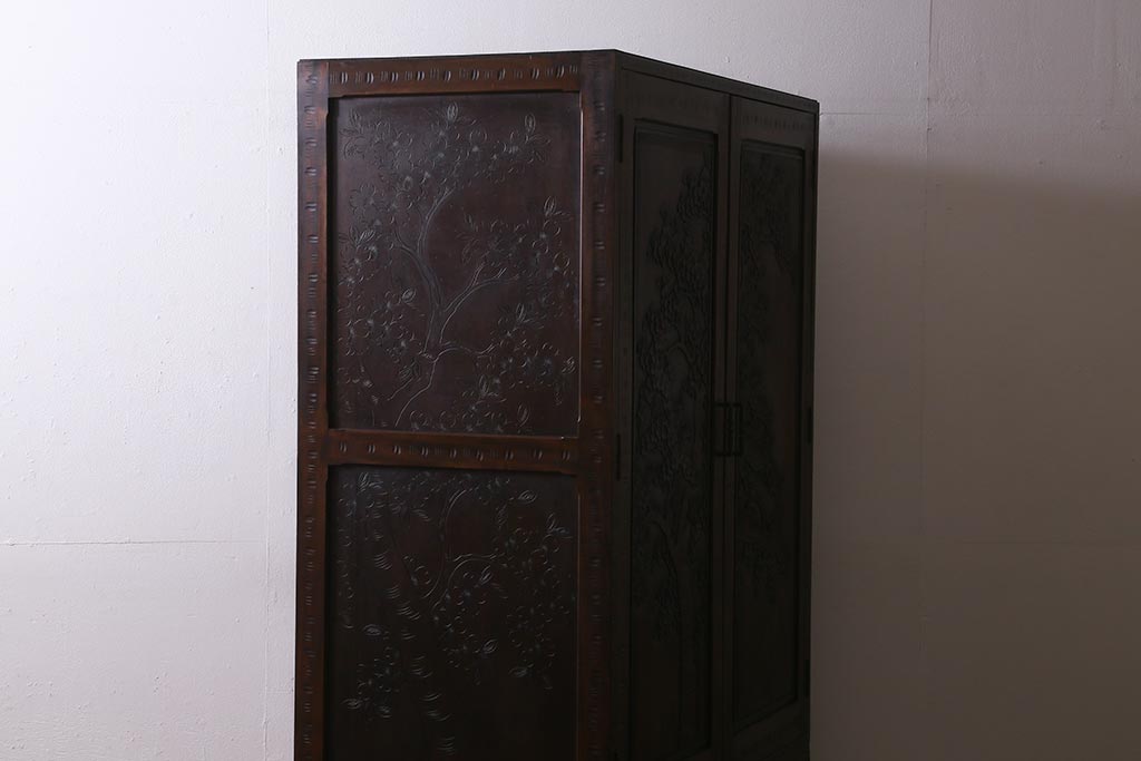 ビンテージ家具 中古 伝統工芸 軽井沢彫り 桜モチーフの意匠が ビンテージ家具 中古 伝統工芸 軽井沢彫り 桜モチーフの意匠が