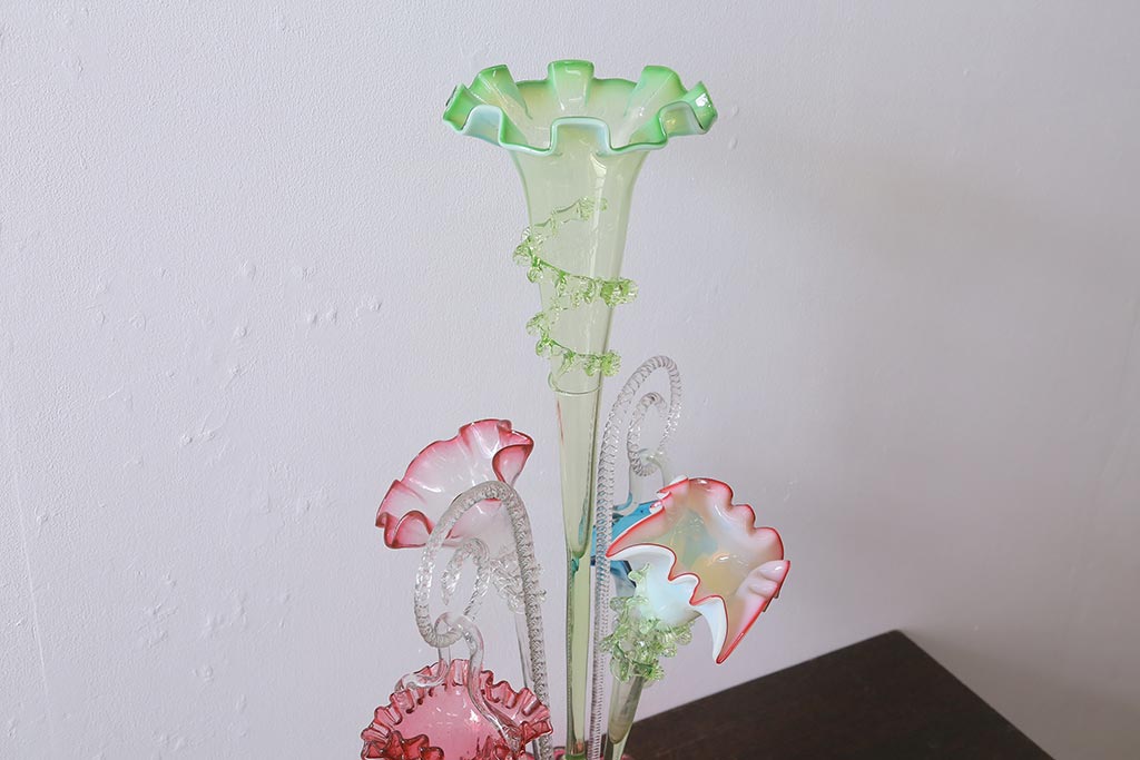 フランスアンティーク　ビクトリア朝　glass Epergne　ワセリンガラス　華やかなガラス製のセンターピース(テーブルウェア、オブジェ)(R-039549)