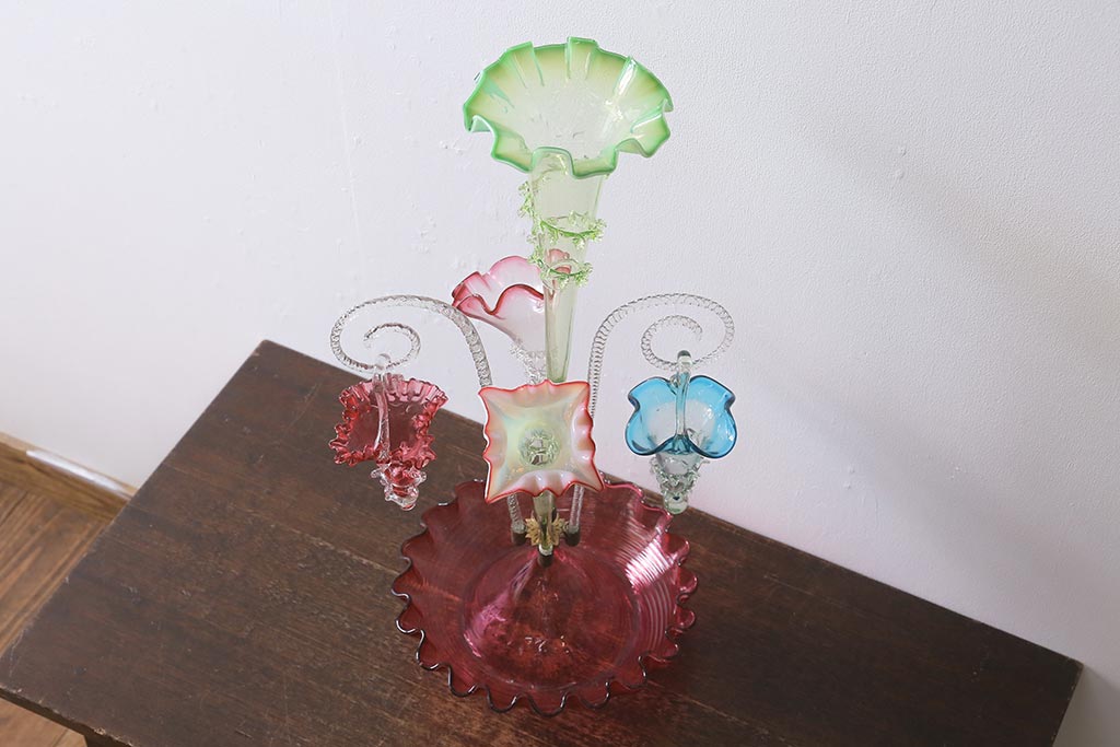 フランスアンティーク　ビクトリア朝　glass Epergne　ワセリンガラス　華やかなガラス製のセンターピース(テーブルウェア、オブジェ)(R-039549)