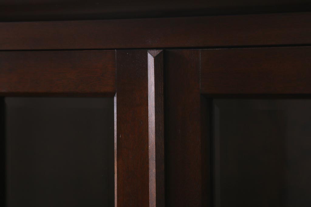中古　松本民芸家具　シックな雰囲気がおしゃれなA型食器棚(カップボード、キャビネット、収納棚、戸棚)(定価50万円)(R-039583)