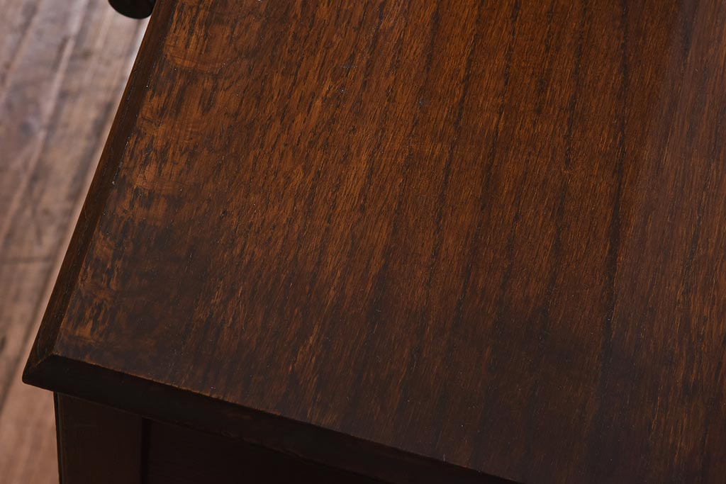 ヴィンテージ家具　イギリスビンテージ　オーク材　カントリースタイルにぴったりなサイドチェスト(引き出し)(R-039630)