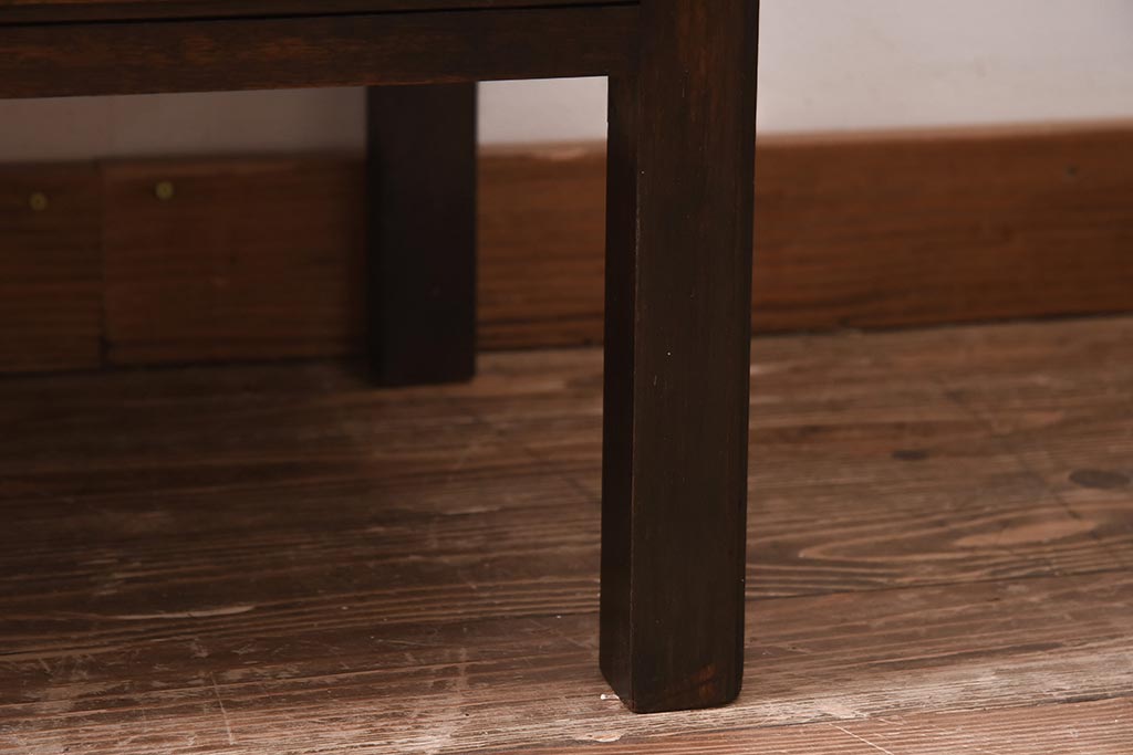ヴィンテージ家具　イギリスビンテージ　オーク材　カントリースタイルにぴったりなサイドチェスト(引き出し)(R-039630)