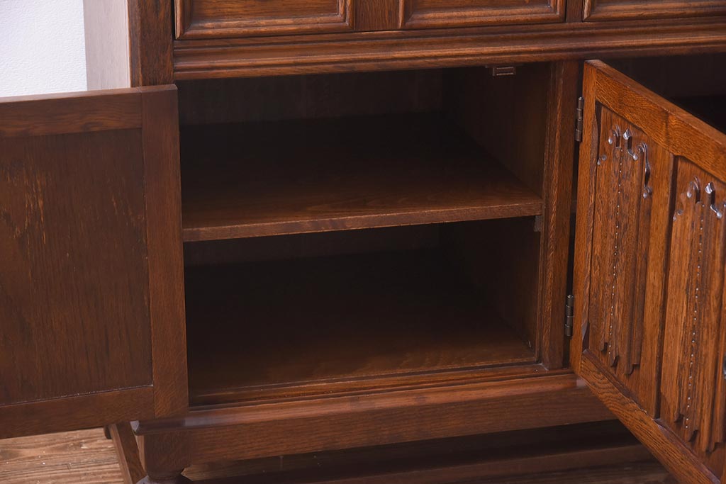 中古 イギリスアンティーク家具風 クラシカルなデザインが魅力の 中古 イギリスアンティーク家具風 クラシカルなデザインが魅力の