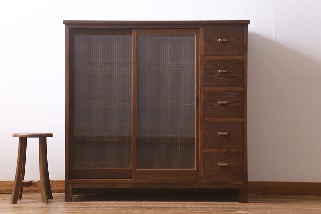 ラフジュ工房オリジナル　古建具リメイク　引き出し5杯付きの組子書院戸のキャビネット(戸棚、リビングボード)(R-039700)