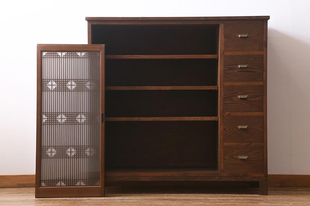 ラフジュ工房オリジナル　古建具リメイク　引き出し5杯付きの組子書院戸のキャビネット(戸棚、リビングボード)(R-039700)