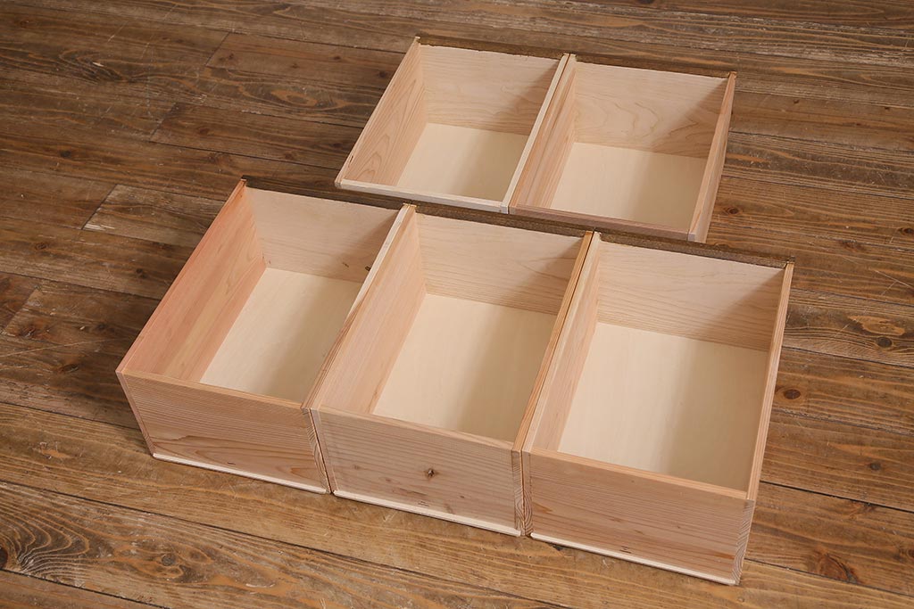 ラフジュ工房オリジナル　古建具リメイク　引き出し5杯付きの組子書院戸のキャビネット(戸棚、リビングボード)(R-039700)