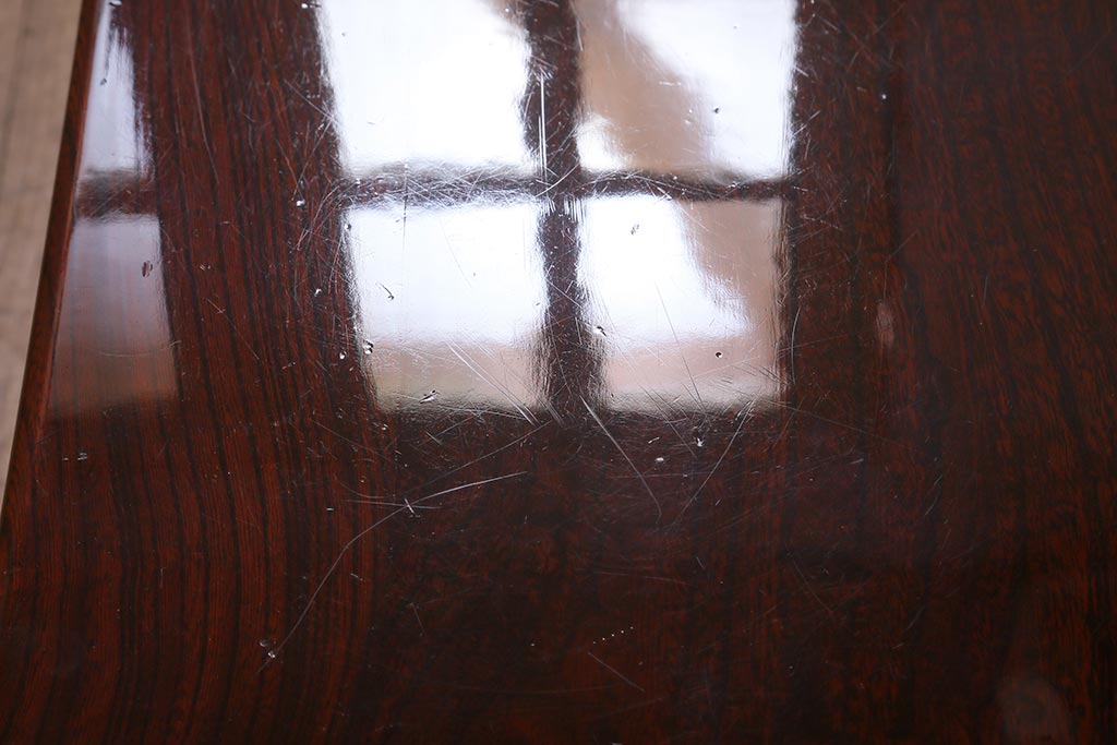 中古　工芸家具(指物家具)　総ケヤキ材　漆塗り　溜塗と杢目が美しい高級感溢れる座卓(ローテーブル)(R-039705)