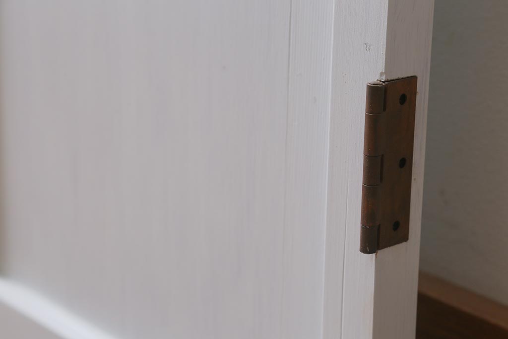 アンティーク建具　和製アンティーク　昭和初期　ペイント　淡い水色が爽やかな木製ドア(扉、開き戸、建具)(R-039727)