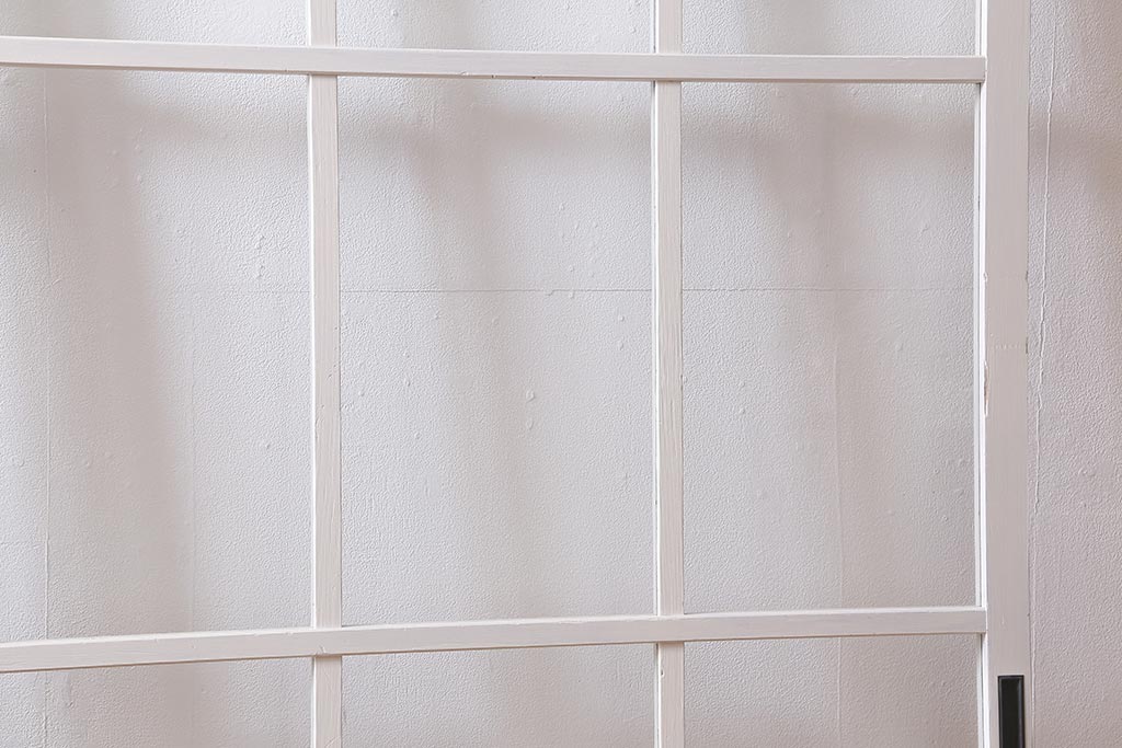 アンティーク建具　和製アンティーク　昭和初期　清潔感漂うホワイトペイントのガラス戸2枚セット(引き戸、建具)(R-039730)