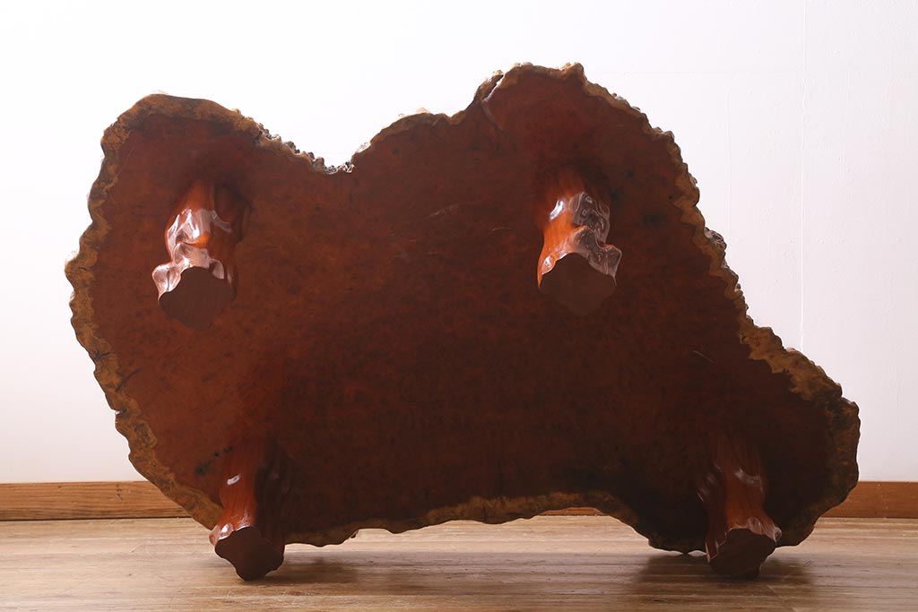 中古　特大　極厚天板　カリン材(花梨材)　鳥眼杢　自然の造形美が存在感を放つ座卓(定価約230万円)(ローテーブル)(R-039744)