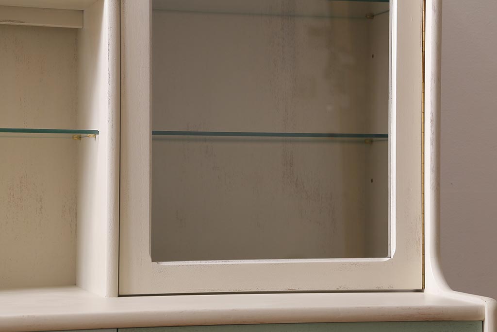ヴィンテージ家具　イギリス　ペイントリメイク　nathan社(ネイサン)　淡い色合いがおしゃれなキャビネット(カップボード、食器棚、収納棚、ビンテージ)(R-039747)
