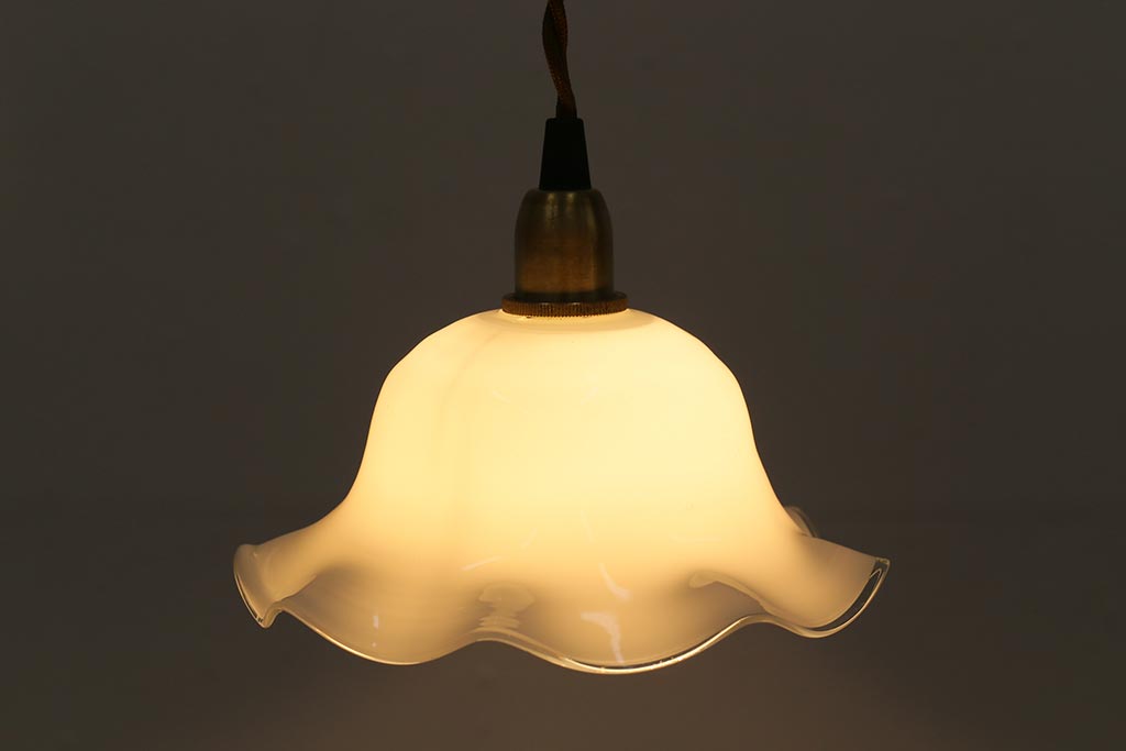 イギリスヴィンテージ照明　上品なフリルシェードのペンダントライト(ランプシェード、天井照明、ビンテージ)(R-039906)