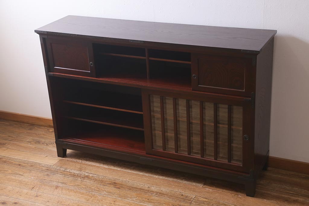 中古　筑後民芸家具　脚付リメイク　和モダンスタイルを高めるサイドボード(戸棚、キャビネット)(R-039955)