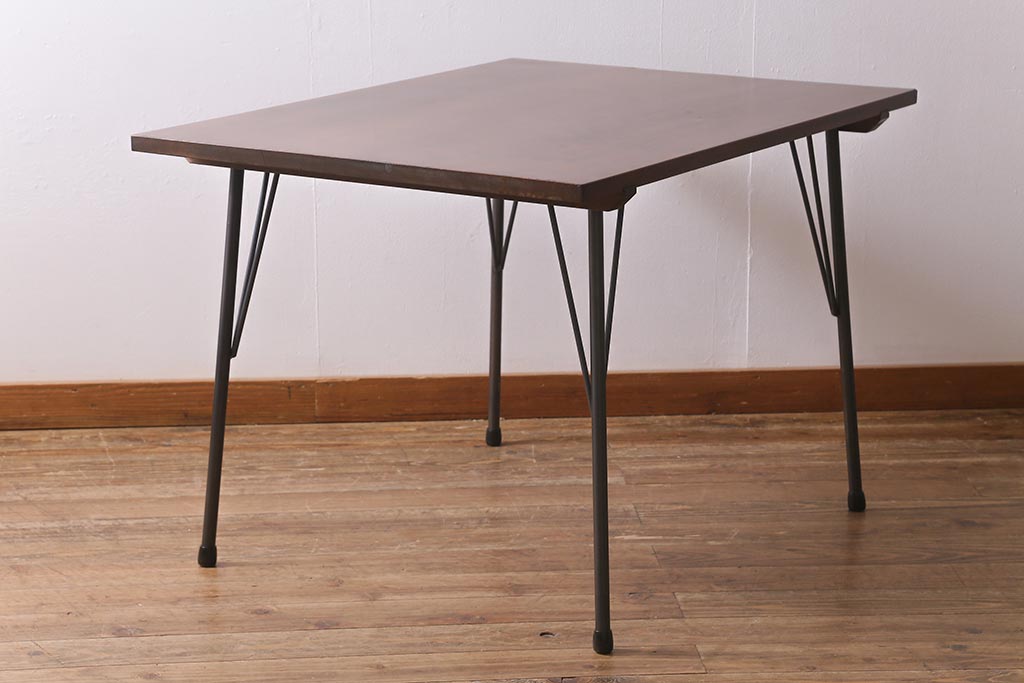 アンティーク家具　リメイク　栃の木一枚板　古材を活かした鉄脚テーブル(ダイニングテーブル、カフェテーブル、作業台)(R-039975)