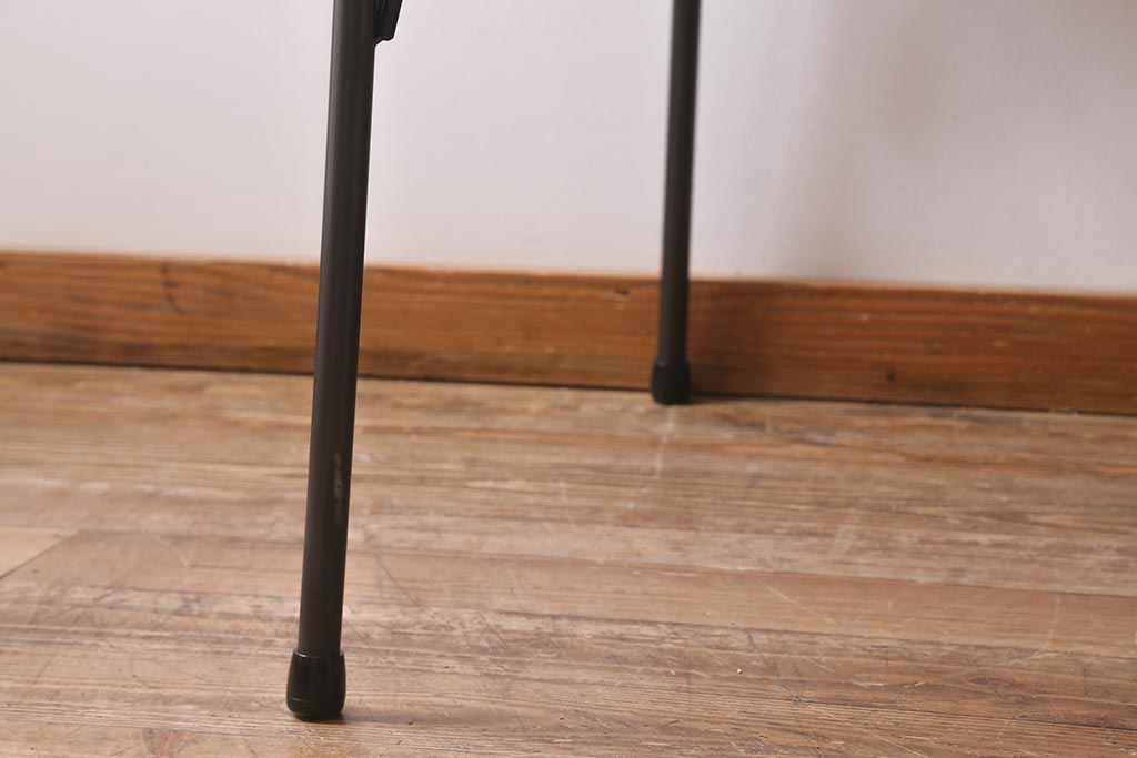 アンティーク家具　リメイク　栃の木一枚板　古材を活かした鉄脚テーブル(ダイニングテーブル、カフェテーブル、作業台)(R-039975)