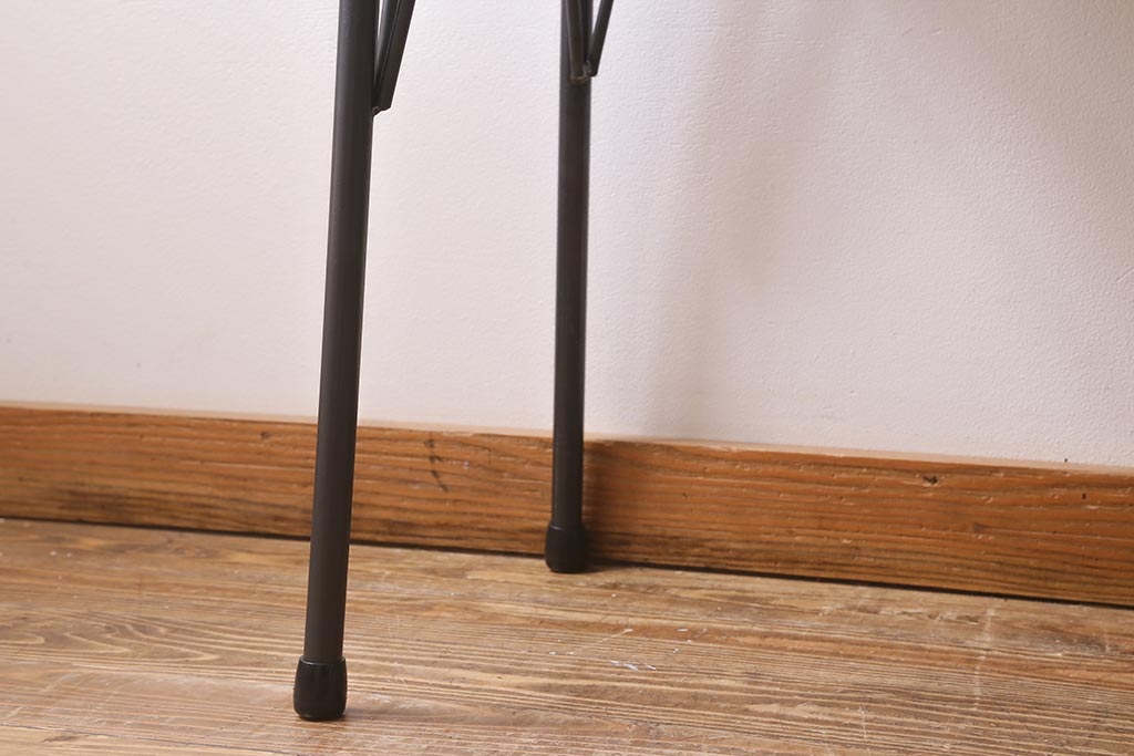 アンティーク家具　古材一枚板リメイク　朴の木を活かしたシンプルな鉄脚テーブル(コンソールテーブル、作業台)(R-039976)