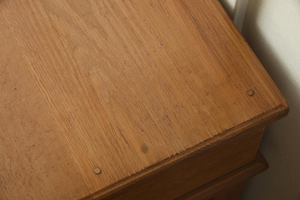 レトロ家具　ナラ材　優しい木色がナチュラルな印象を与える両袖机(プレジデントデスク、ワークデスク、在宅ワーク、在宅用)(R-040013)