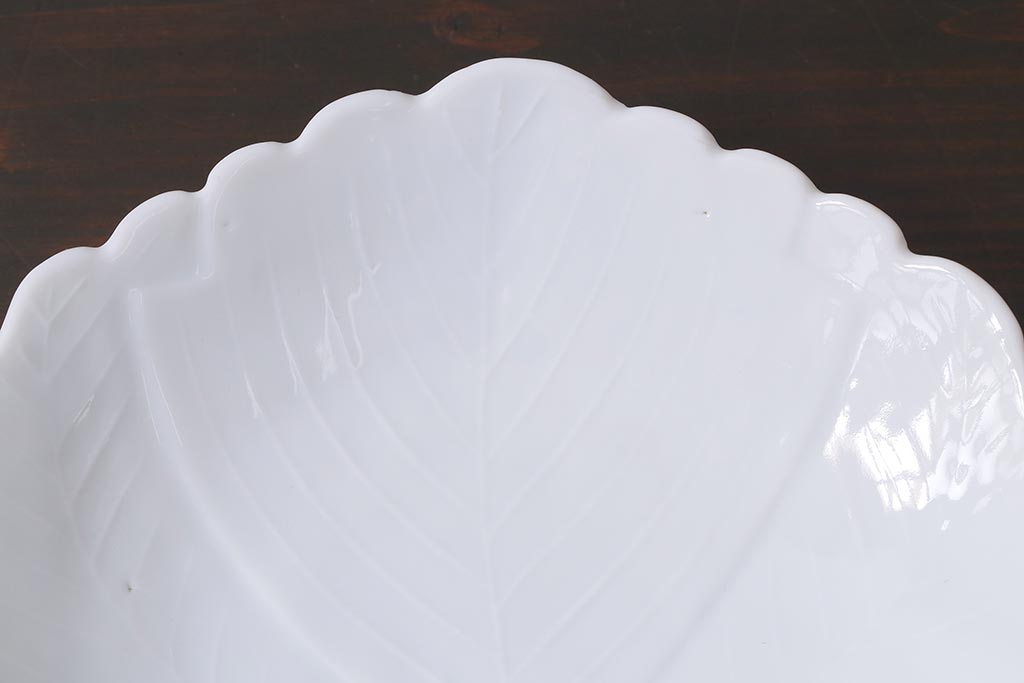 アンティーク雑貨　幕末明治期　櫛高台　葉文変形皿3枚セット(中皿、和食器、鍋島焼)(R-040037)