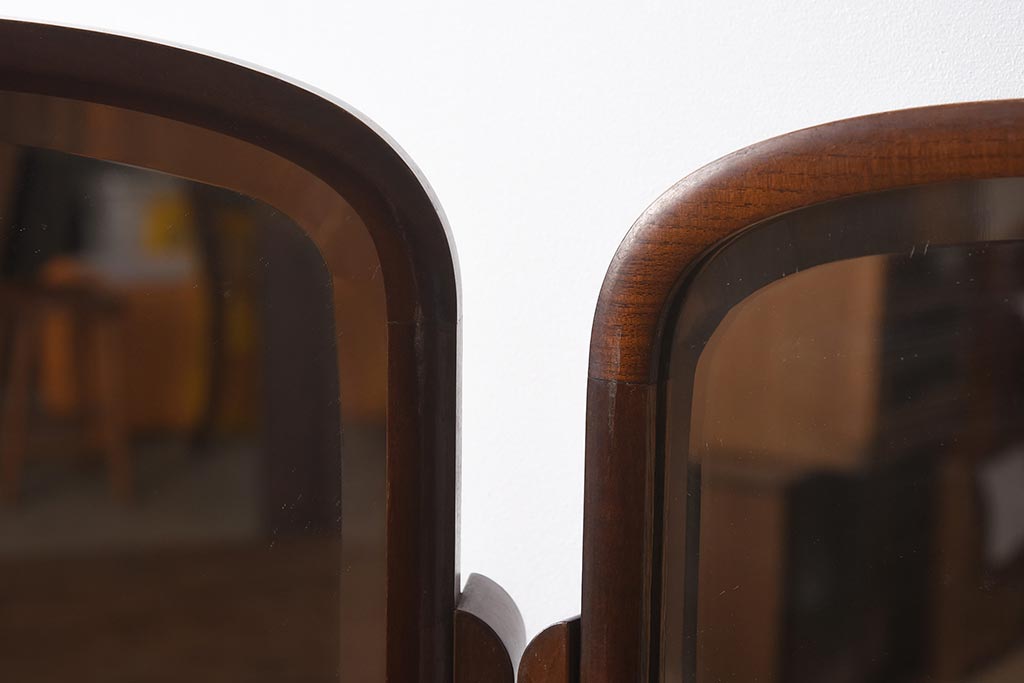 アンティーク家具　和製アンティーク　指物家具　三方桑材　上手物　風情あふれる佇まいが魅力的な鏡台(ドレッサー、三面鏡)(R-040048)