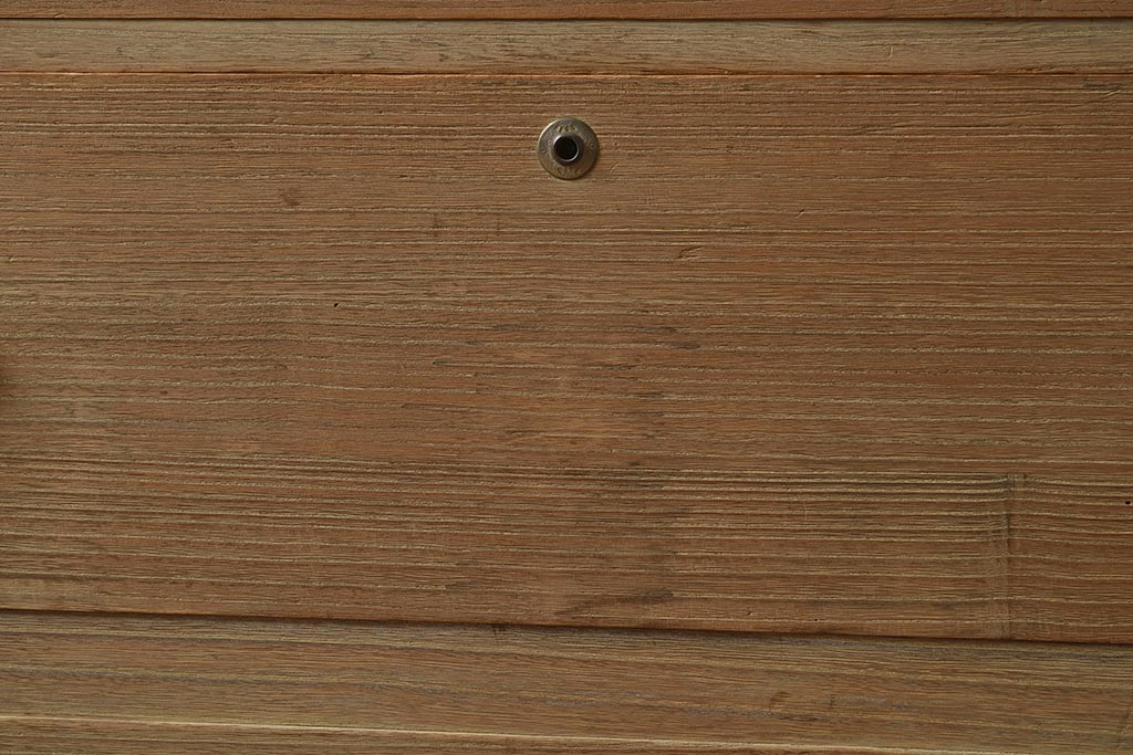 アンティーク家具　昭和中期　前面桐材　シンプルな戸棚付き重ね箪笥(和タンス、チェスト、収納棚、桐箪笥、桐たんす)(R-040050)