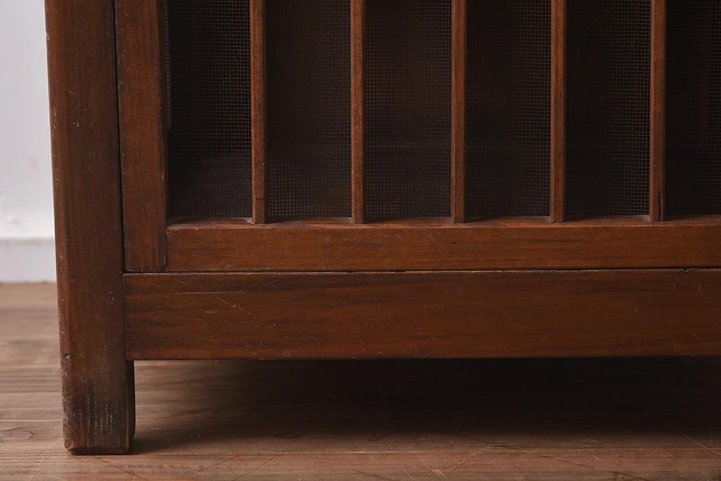 アンティーク家具　和製アンティーク　昭和初期　縦桟のすっきりしたデザインが魅力の蠅帳(はえ帳、はい帳、収納棚、戸棚、キャビネット)(R-040057)