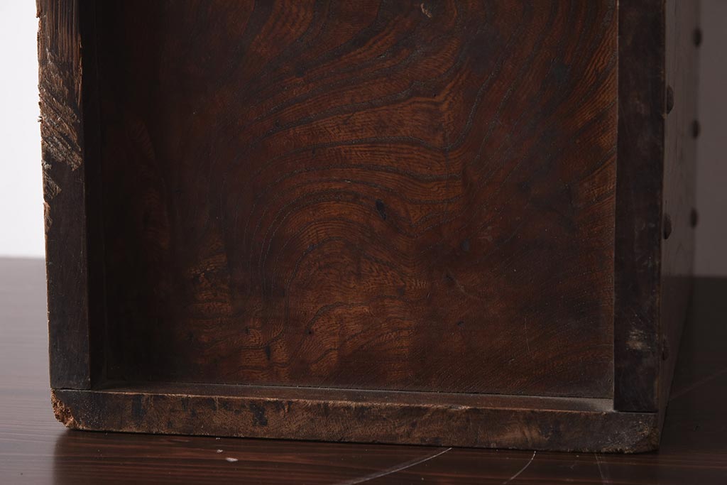 アンティーク雑貨　古民具・骨董　明治期　ケヤキ材　古い趣を感じる銭箱(銭函)(R-040087)