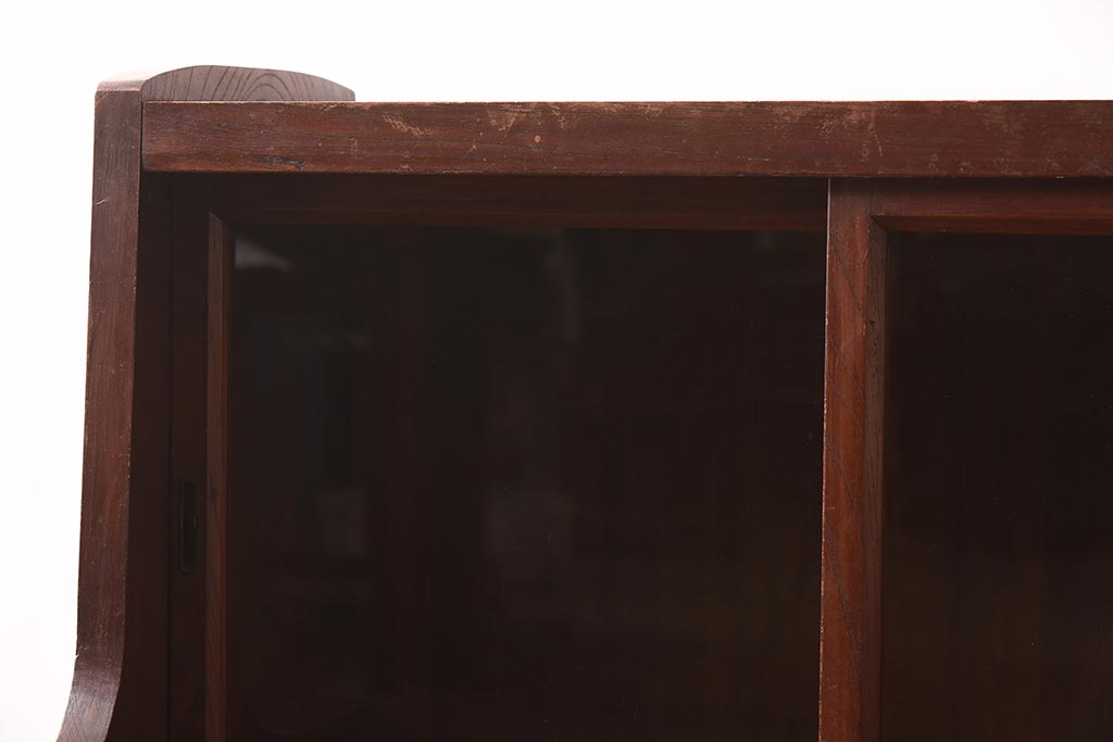 アンティーク家具　三方ケヤキ材　戸棚と引き出しが備わったレトロなキャビネット(収納棚)(R-040101)