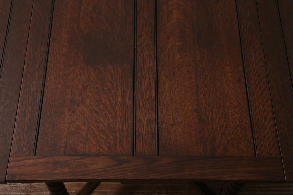 アンティーク家具　イギリスアンティーク　オーク材　ツイストレッグのドローリーフテーブル(エクステンションテーブル、ダイニングテーブル)(R-040141)