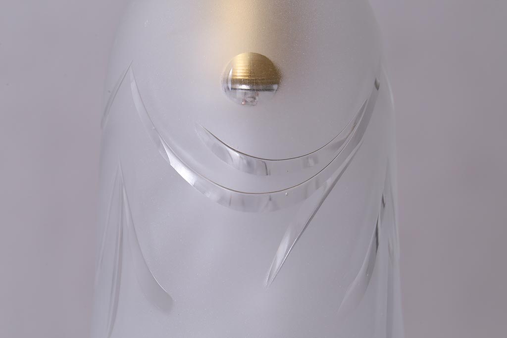 ヴィンテージ照明　フランスビンテージ　切子細工が施されたすりガラスシェードのペンダントライト(天井照明、シェード)(R-040182)