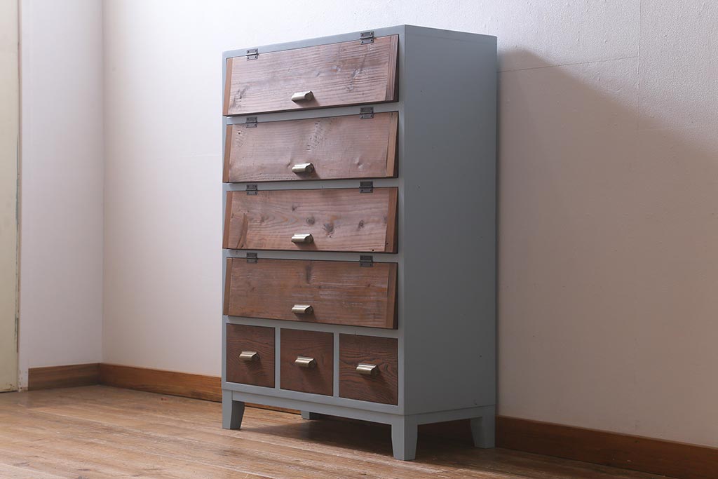 ラフジュ工房オリジナル　古材リメイク　ペイント家具　引き出し付き　パタパタ扉のおしゃれな脚付き下駄箱(収納棚)(R-040241)