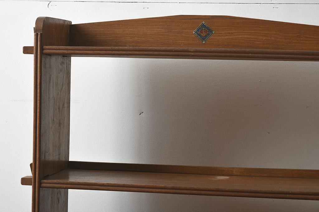 アンティーク家具　昭和レトロ　味わい深い木肌が魅力の楔(くさび)式本棚(オープンラック、収納棚、飾り棚)(R-040245)