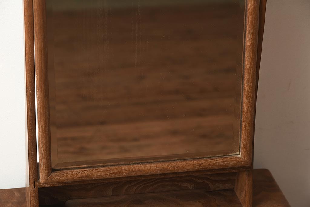 アンティーク家具　昭和中期　指物家具　桑材　落ち着いた雰囲気のレトロな鏡台(ドレッサー)(R-040247)