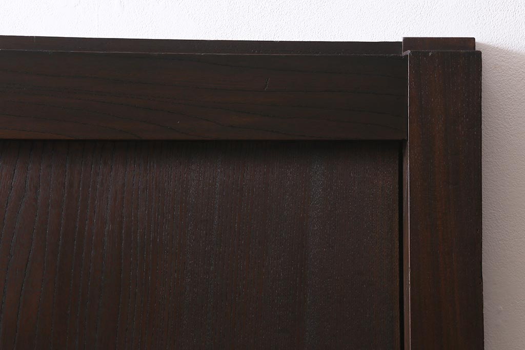 アンティーク建具　明治大正期　総ケヤキ材一枚板　珍しい小振りサイズの蔵戸(建具、引き戸、玄関戸)(R-040390)