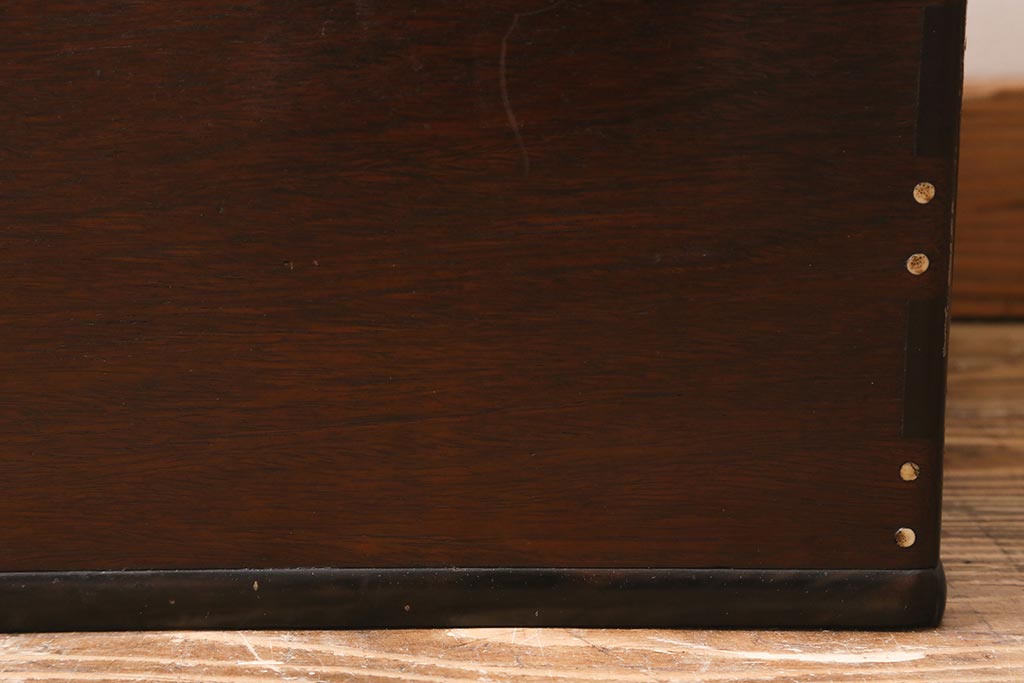 アンティーク雑貨　明治大正期　指物家具　紫檀(シタン)材　品のある佇まいが魅力的な角火鉢(木製火鉢、箱火鉢)(R-040396)