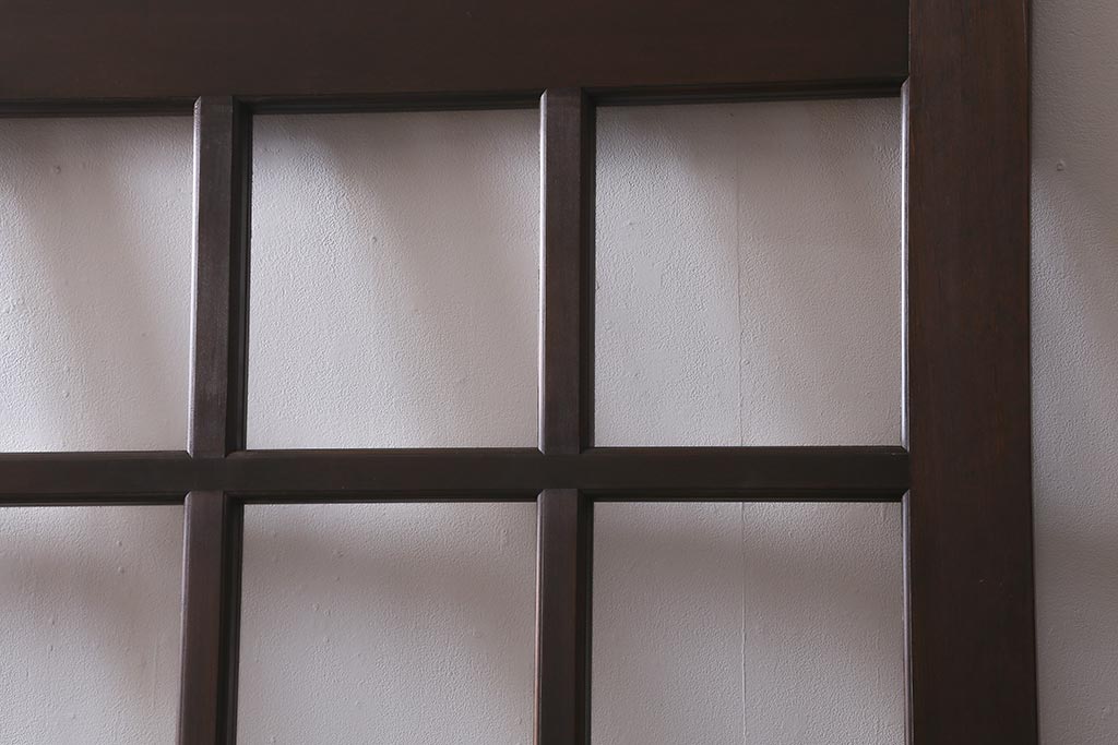 アンティーク建具　框ヒノキ材　腰板ケヤキ材　和モダンな印象のガラス入り格子蔵戸(建具、引き戸、玄関戸)(R-040401)